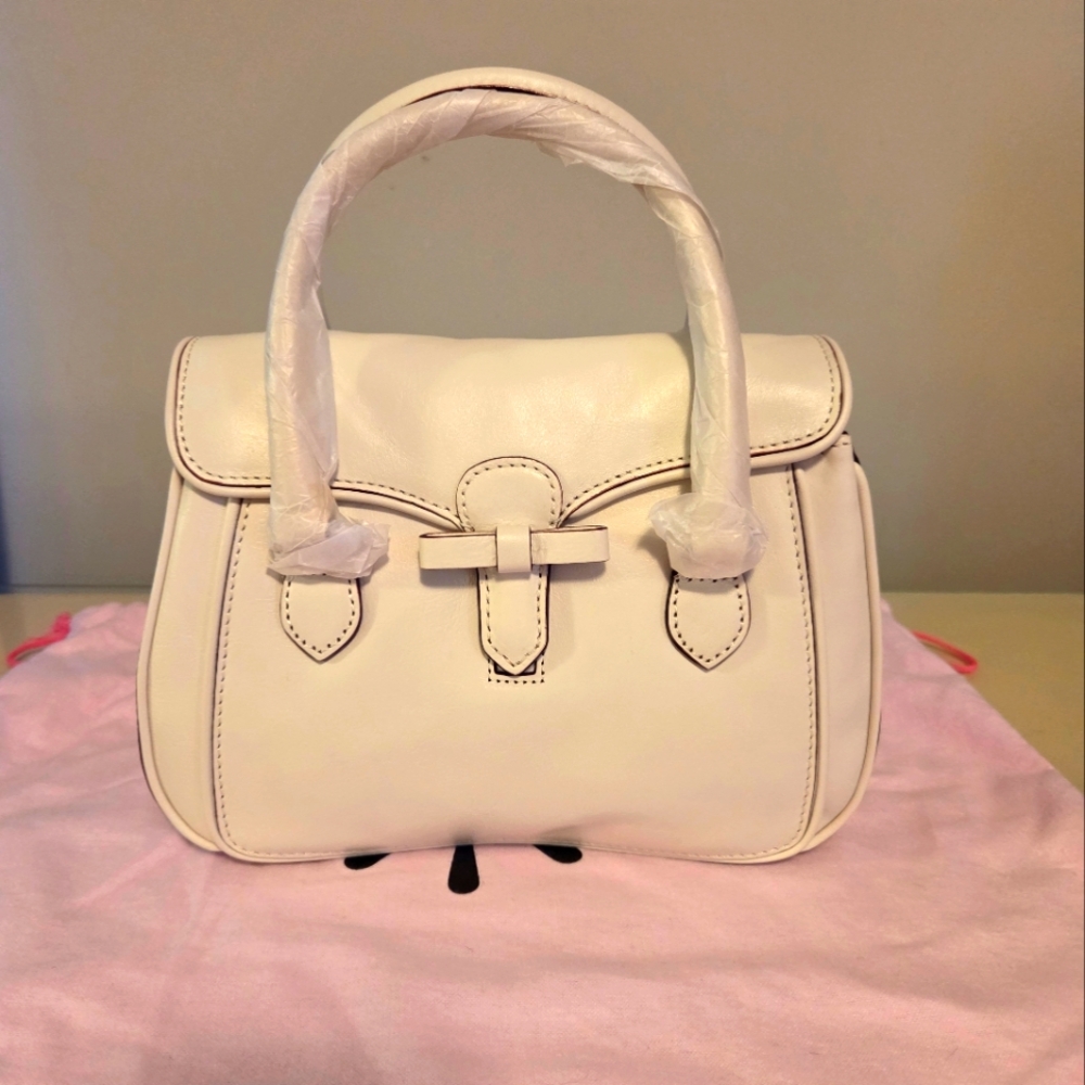 ISSAC MIZRAHI Creme Colored Small Crossbody.